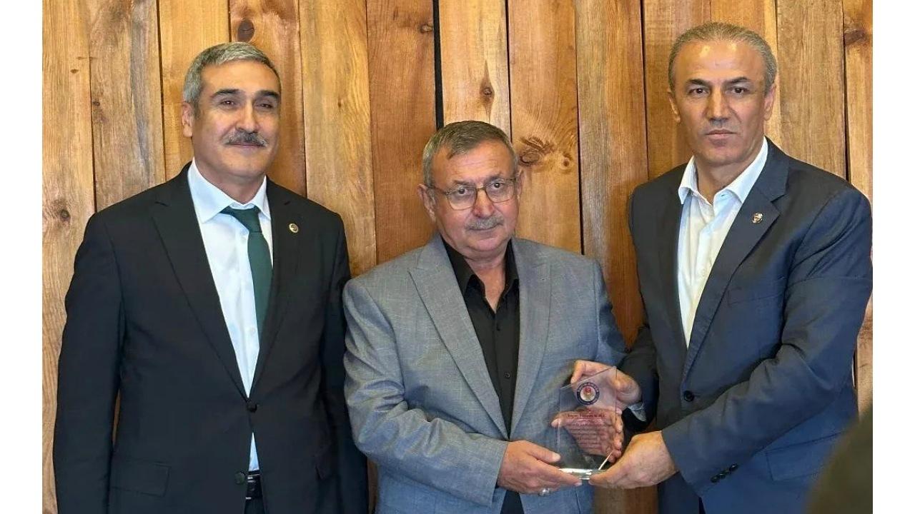 Eğitim-Bir-Sen Sultanhanı İlçe Temsilciliğinde Bayrak Değişimi