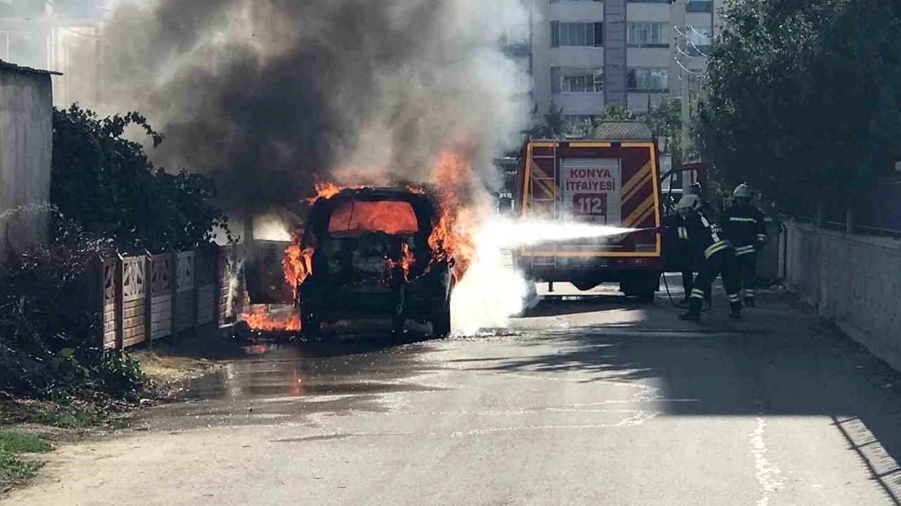 Ereğli ilçesinde Otomobil alev topuna döndü