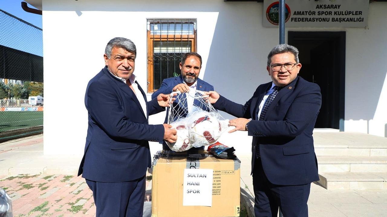 Aksaray Amatör Spor Kulüpleri’ne Malzeme Desteği Teslim Edildi