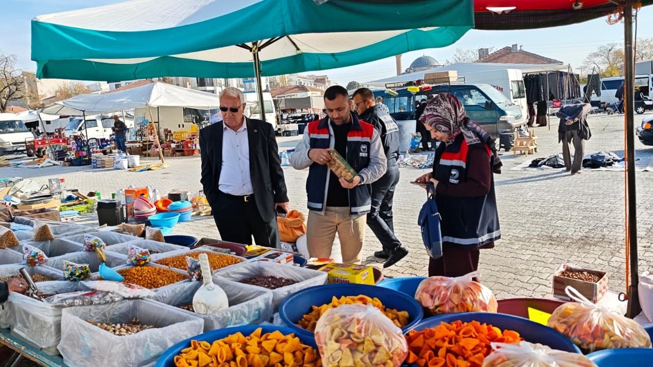 Sultanhanı Pazar Alanında Gıda ve Hijyen Denetimi Yapıldı