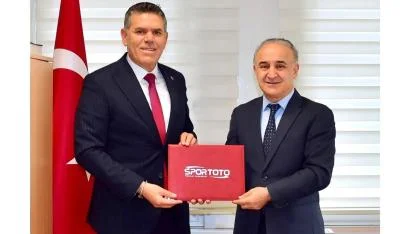 Başkan Solak'dan Sultanhanı’na Kapalı Spor Salonu Müjdesi