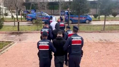 Aksaray Jandarmadan Uyuşturucu Operasyonu 5 Kişi Tutuklandı