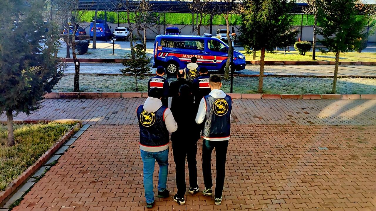 Aksaray’da  29 Yıl Hapis Cezası Bulunan Cinayet Hükümlüsü Yakalandı