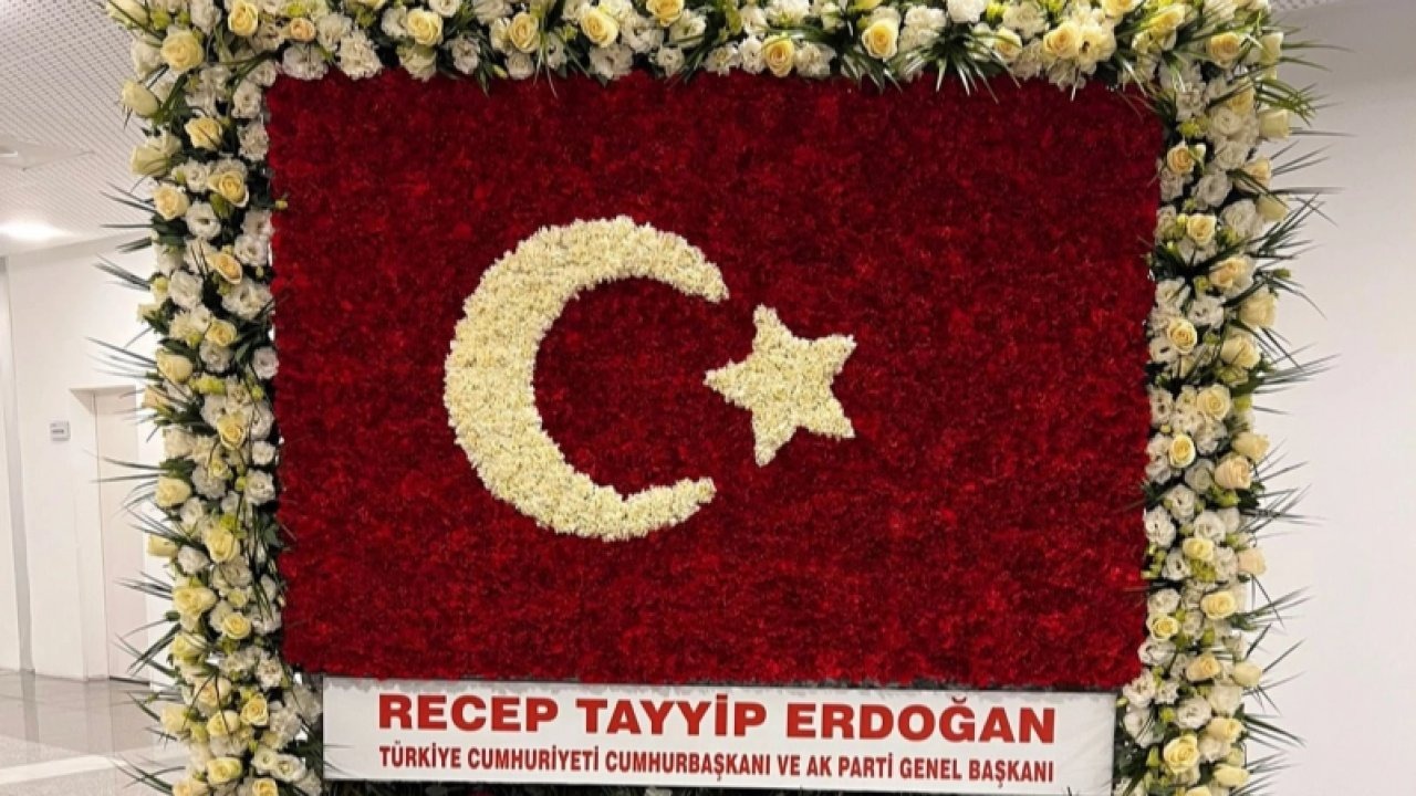 Cumhurbaşkanı Erdoğan'dan kuruluşa özel MHP'ye 57 gül